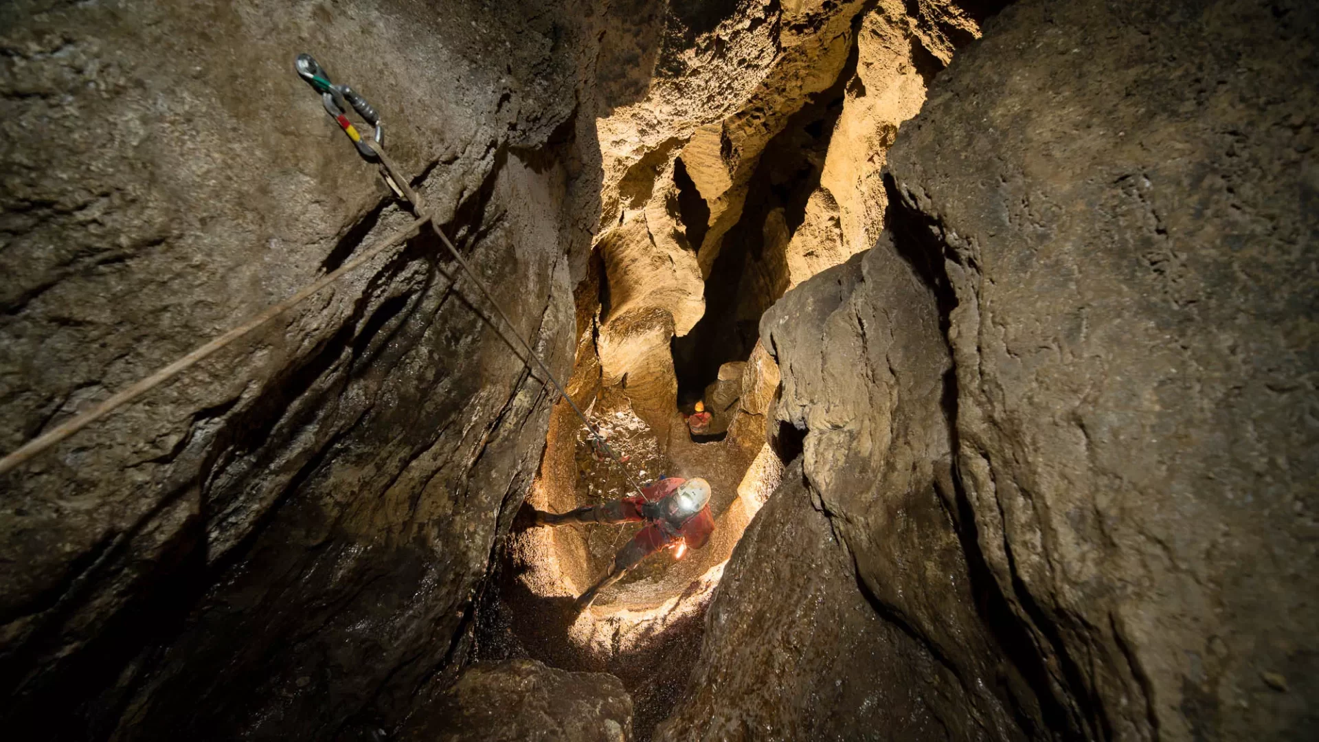 Lost Pot, Junee Florentine Area, Tasmania (© Axel Hack)